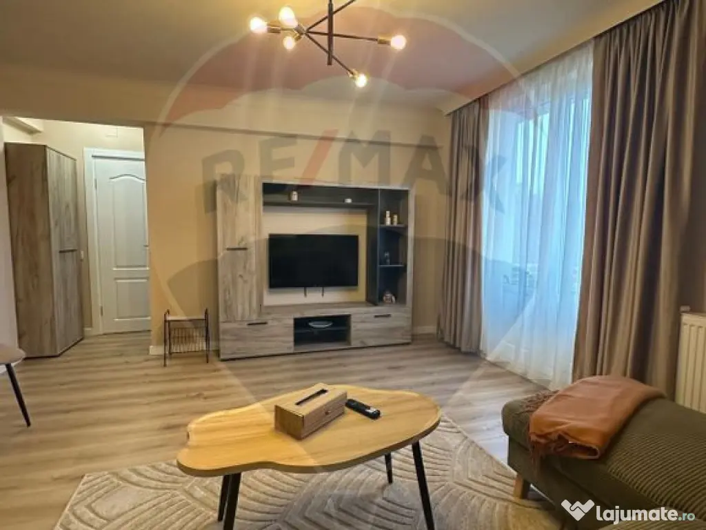 Apartament cu 2 camere de închiriat în zona Ultracentral 