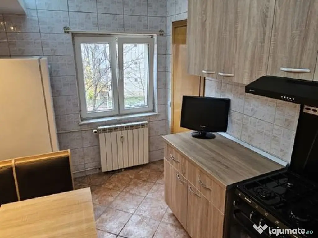 Apartament 3 camere Piata Alba Iulia 