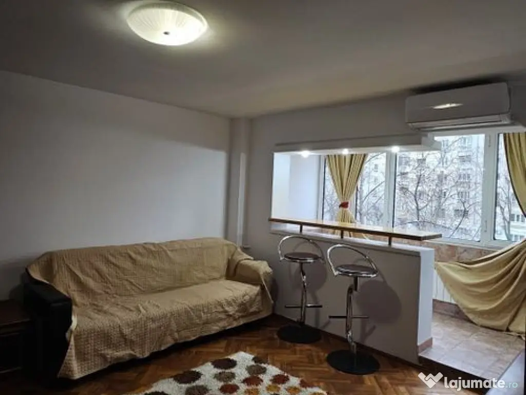 Apartament 3 camere Piata Alba Iulia 