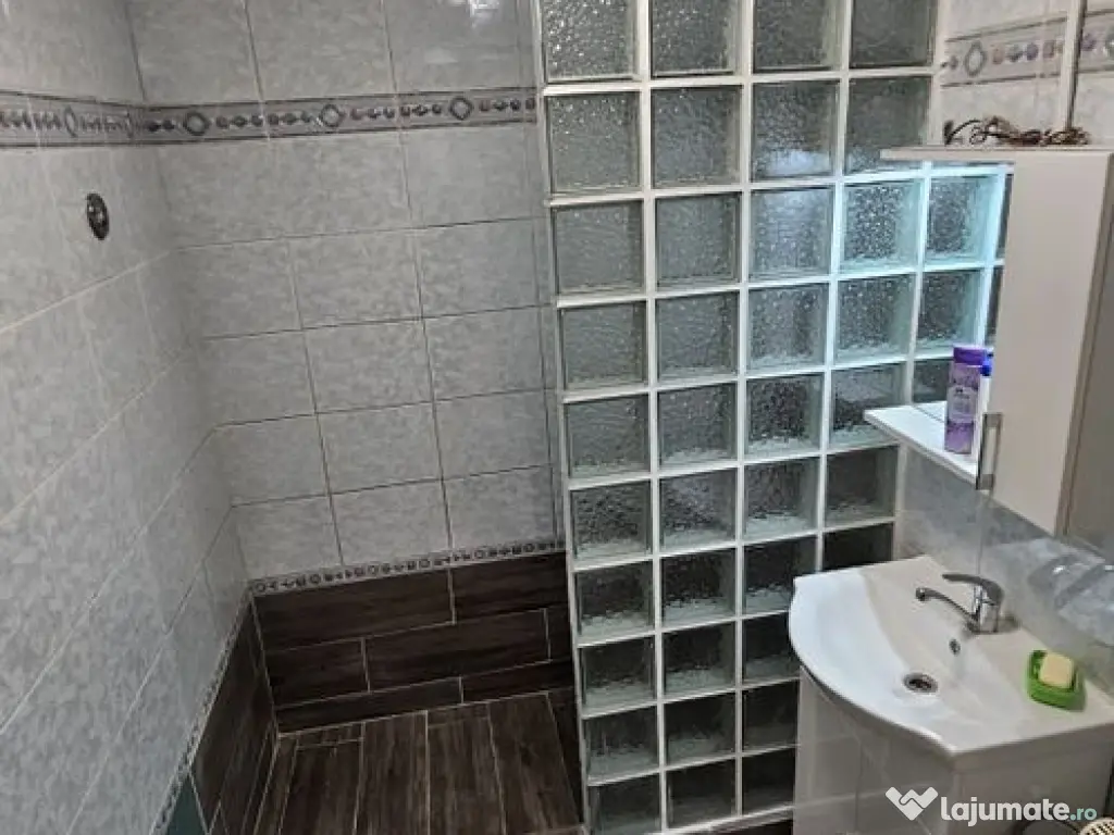 Apartament 3 camere Piata Alba Iulia 