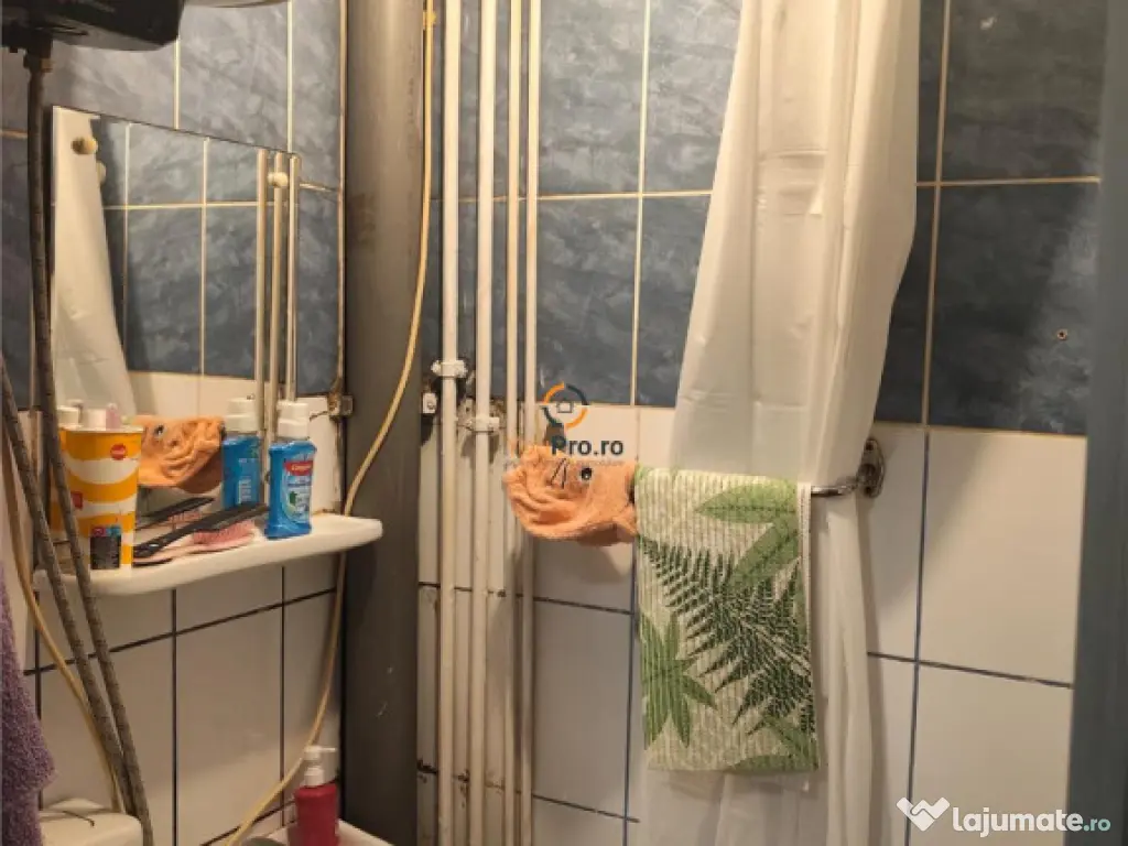 Garsoniera Etaj Intermediar zona Buziasului