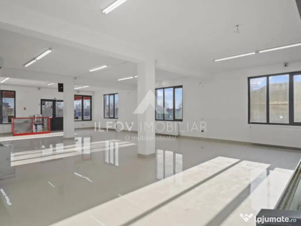 Constructie comerciala rezidentiala 251mp, deschidere la DN1 