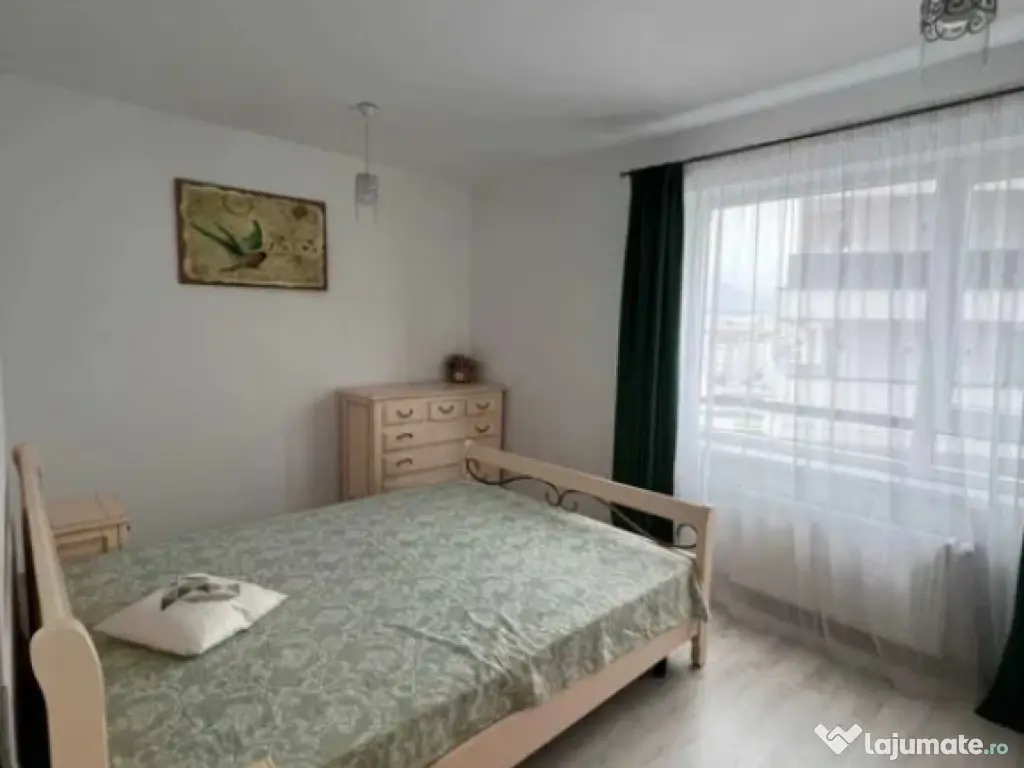 Apartament 3 camere, decomandat - zona Racadau 