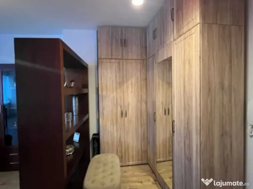 Apartament 3 camere, decomandat - zona Racadau 