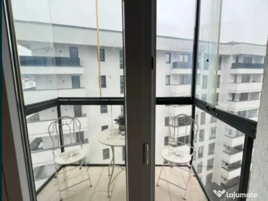 Apartament 3 camere, decomandat - zona Racadau 