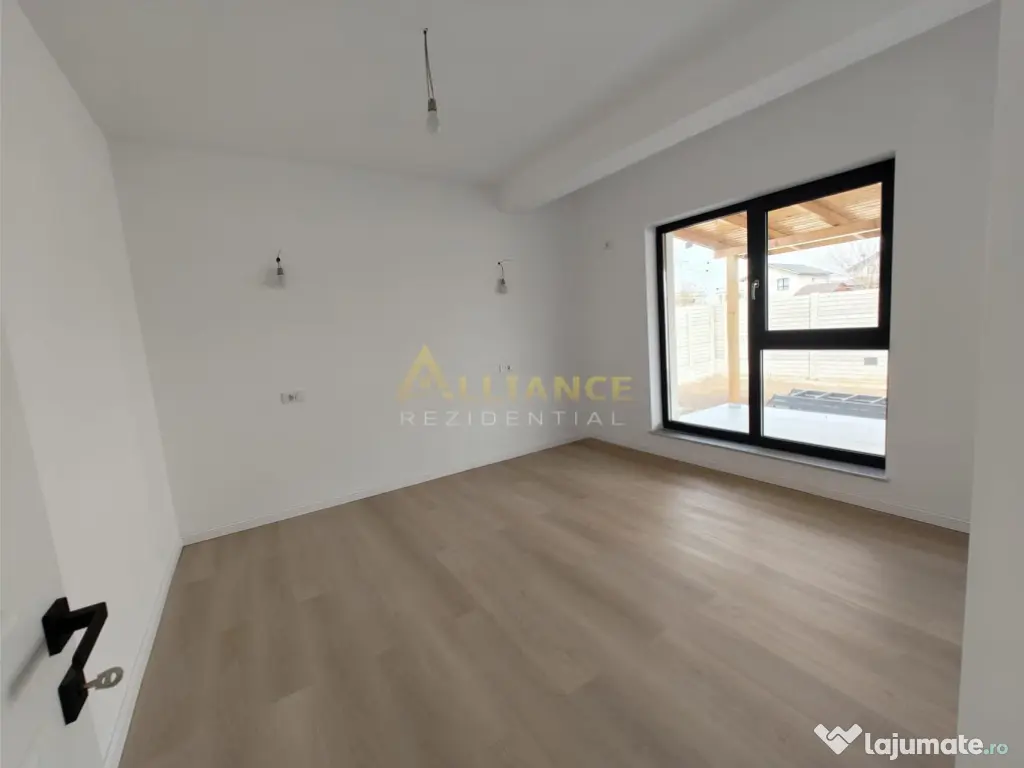 Casa individuala - 4 camere - - 2 bai - 125 mp utili