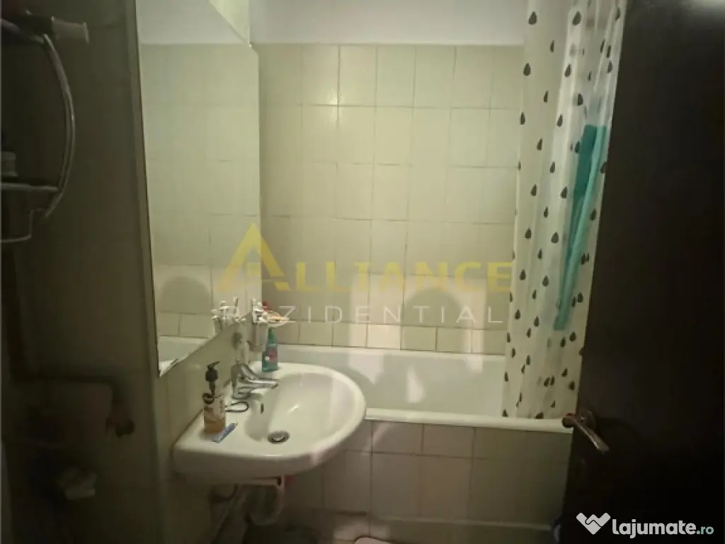 Brancoveanu, Sector 4 Apartament 3 Camere 