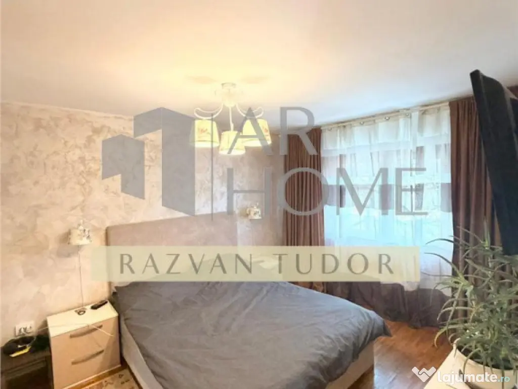 Casa 5 camere lux , cu garaj , beci , Ploiesti , ultracentr 