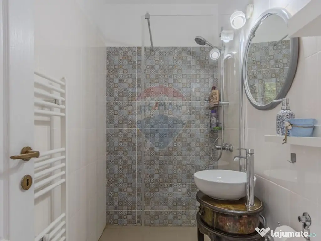 CASA cu 7 camere in inima Branului | Teren 1346mp | COMIS... 