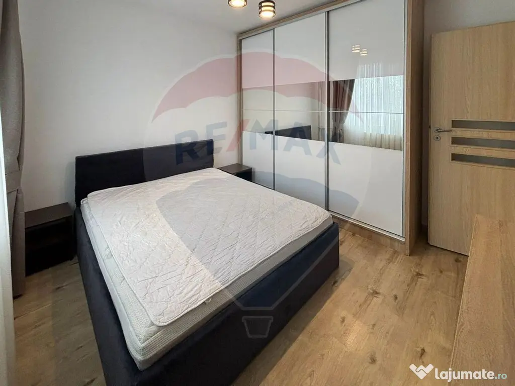 Apartament cu 3 camere de închiriat – Bulevardul Dacia 