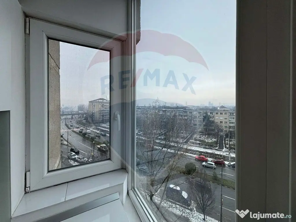 Apartament cu 3 camere de închiriat – Bulevardul Dacia 