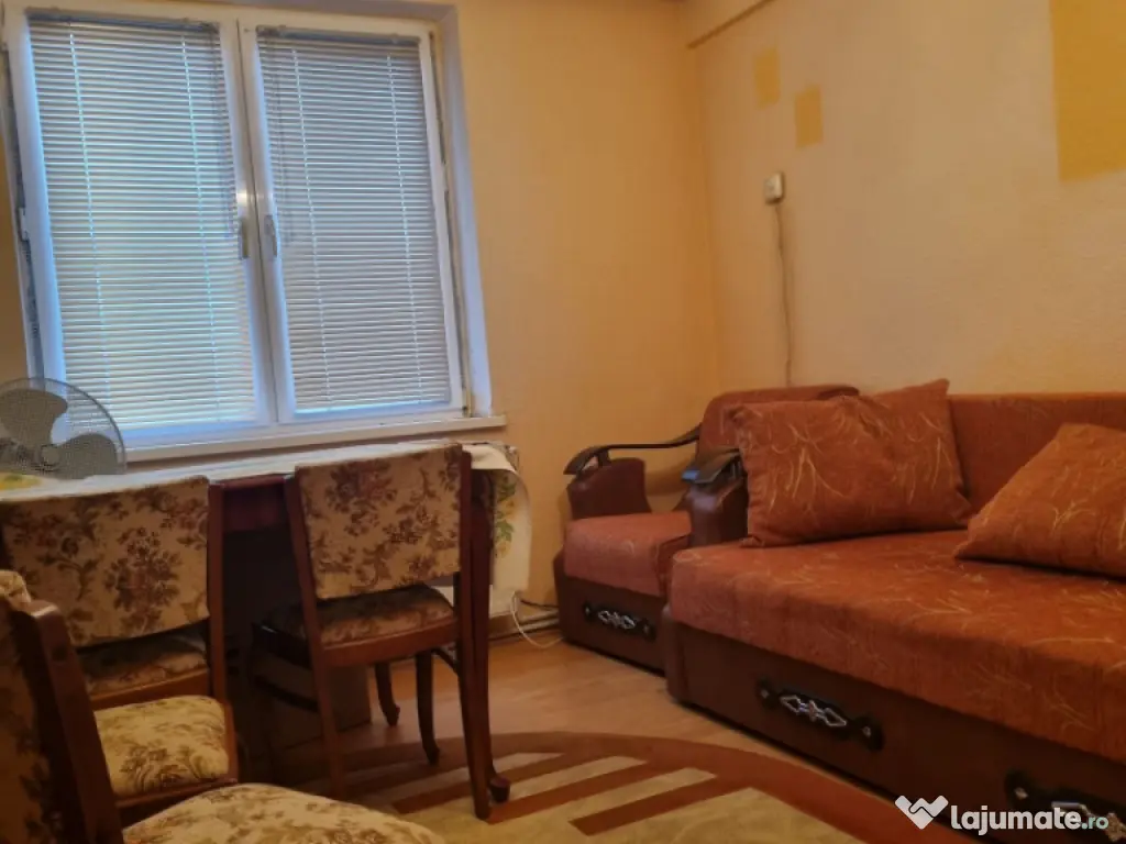 APARTAMENT DE VANZARE CU 2 CAMERE