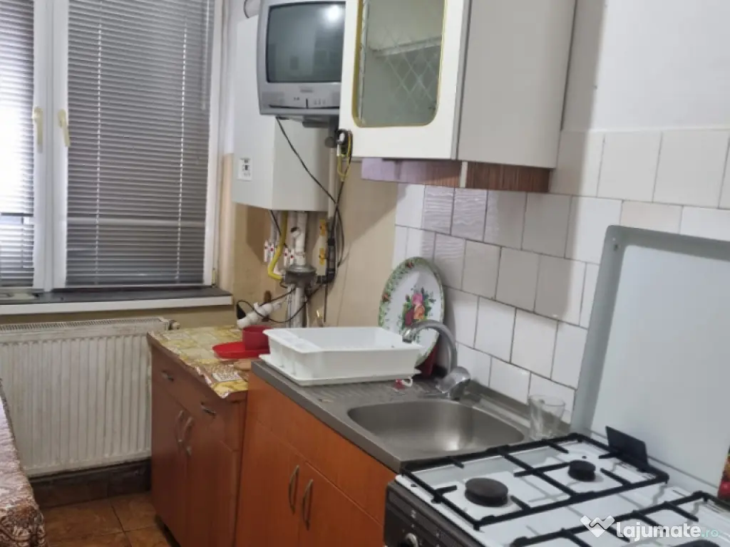 APARTAMENT DE VANZARE CU 2 CAMERE