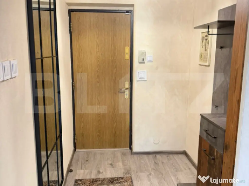 Apartament 3 camere spațios, renovat recent | Centrul Civic