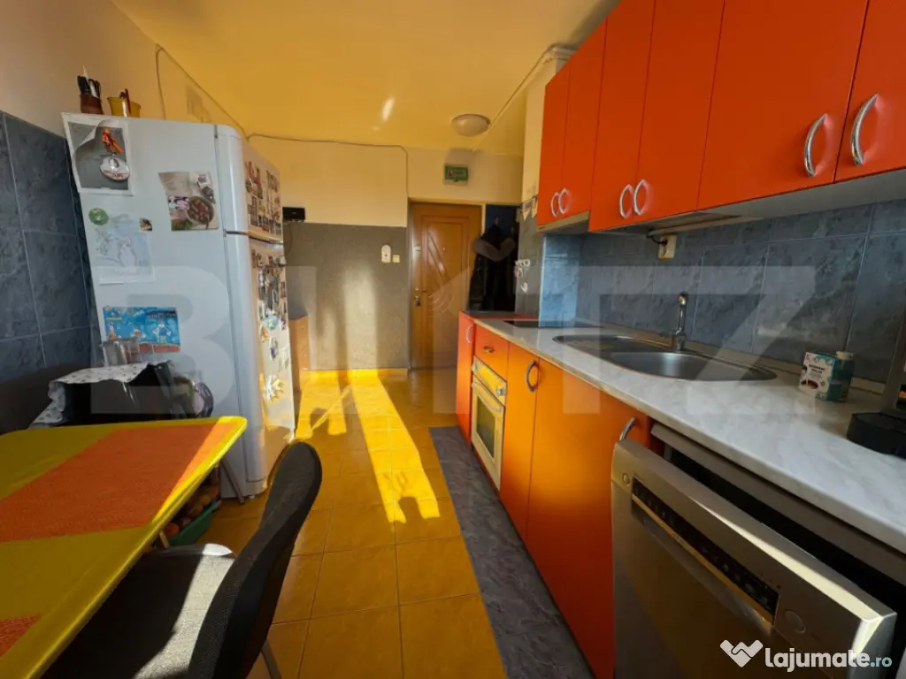 APartament cu 2 camere decomandat, 56 mp in Hunedoara 