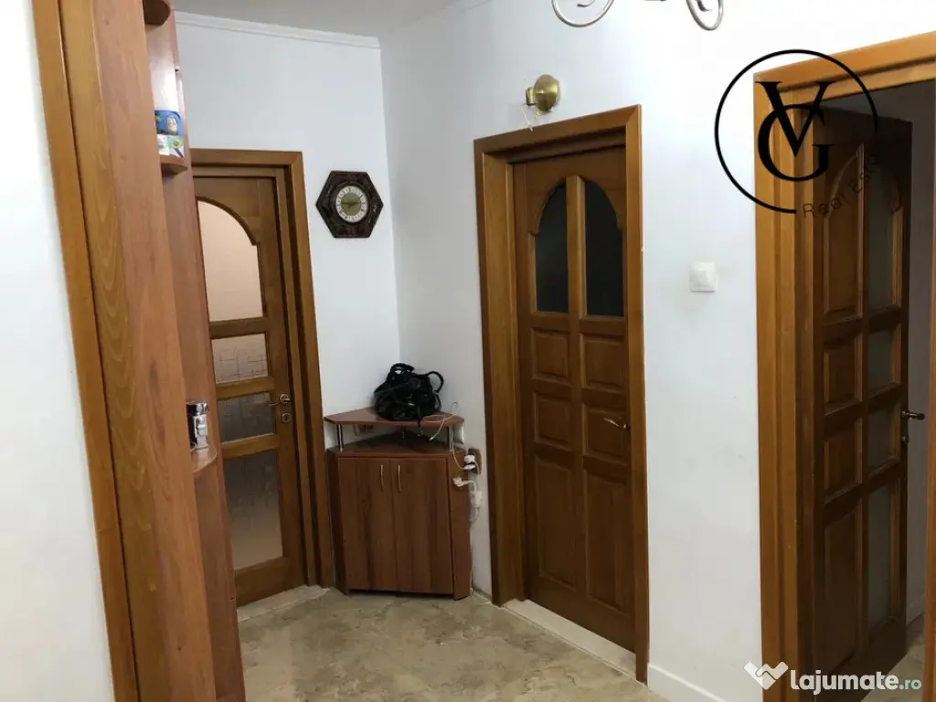 Apartament 4 camere | Curte privata | Loc parcare 