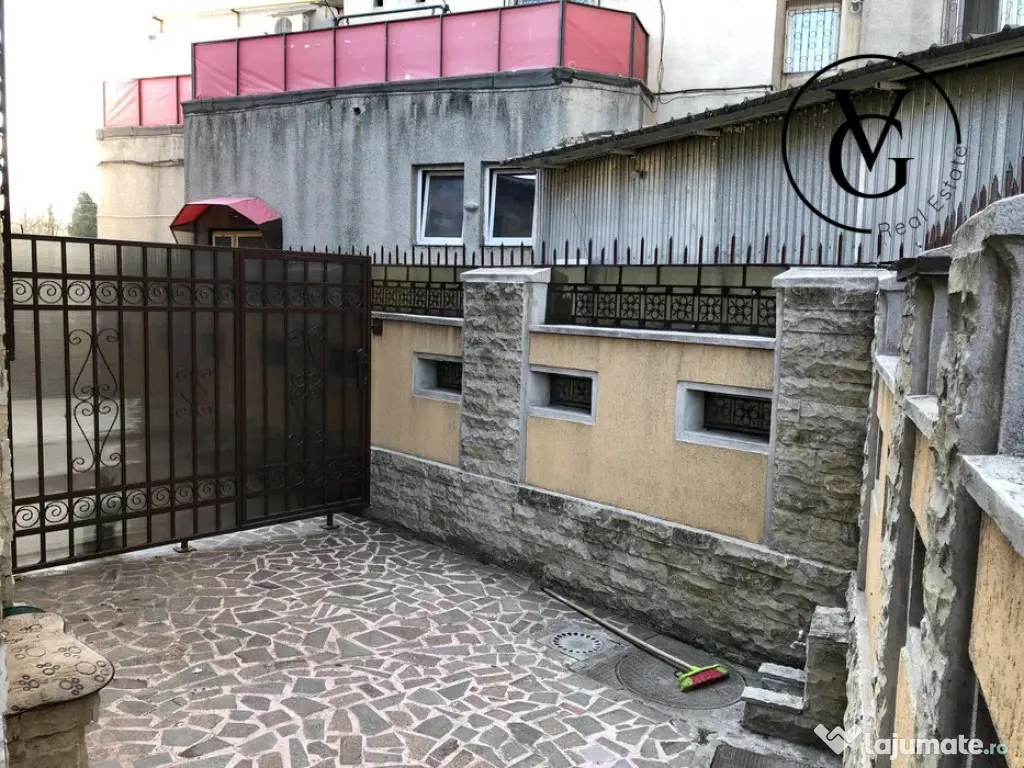 Apartament 4 camere | Curte privata | Loc parcare 