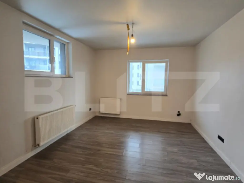 Apartament la demisol, 2 camere, 55 mp, cu parcare, zona Don