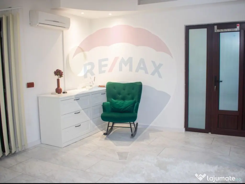 Casă / Vilă cu 5 camere de vânzare