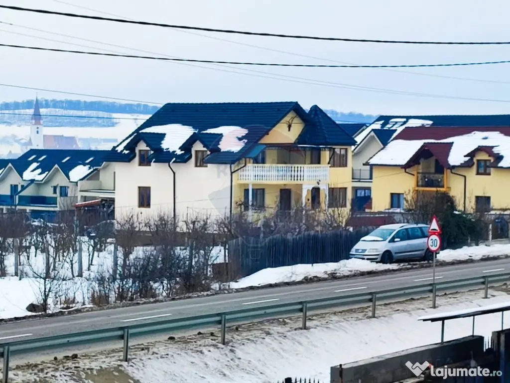 Casă vilă de vânzare în Cristian, Sibiu 