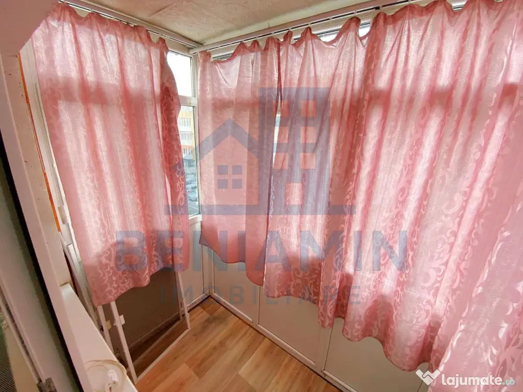 Apartament 3 camere Craiovita, etaj 3, teava de gaze 