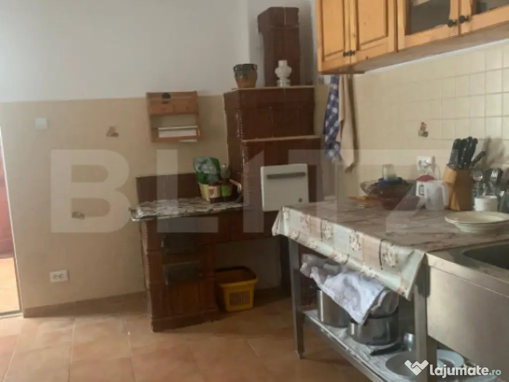 Casă în Bran – 160 mp utili, pivniță, teren 370 mp