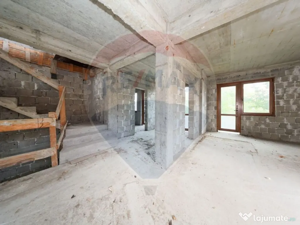 CASA LA ROSU | TOMIS 21 | 325MP | 346MP CURTE | 470 TEREN... 