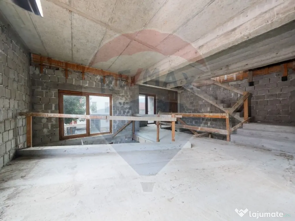 CASA LA ROSU | TOMIS 21 | 325MP | 346MP CURTE | 470 TEREN... 