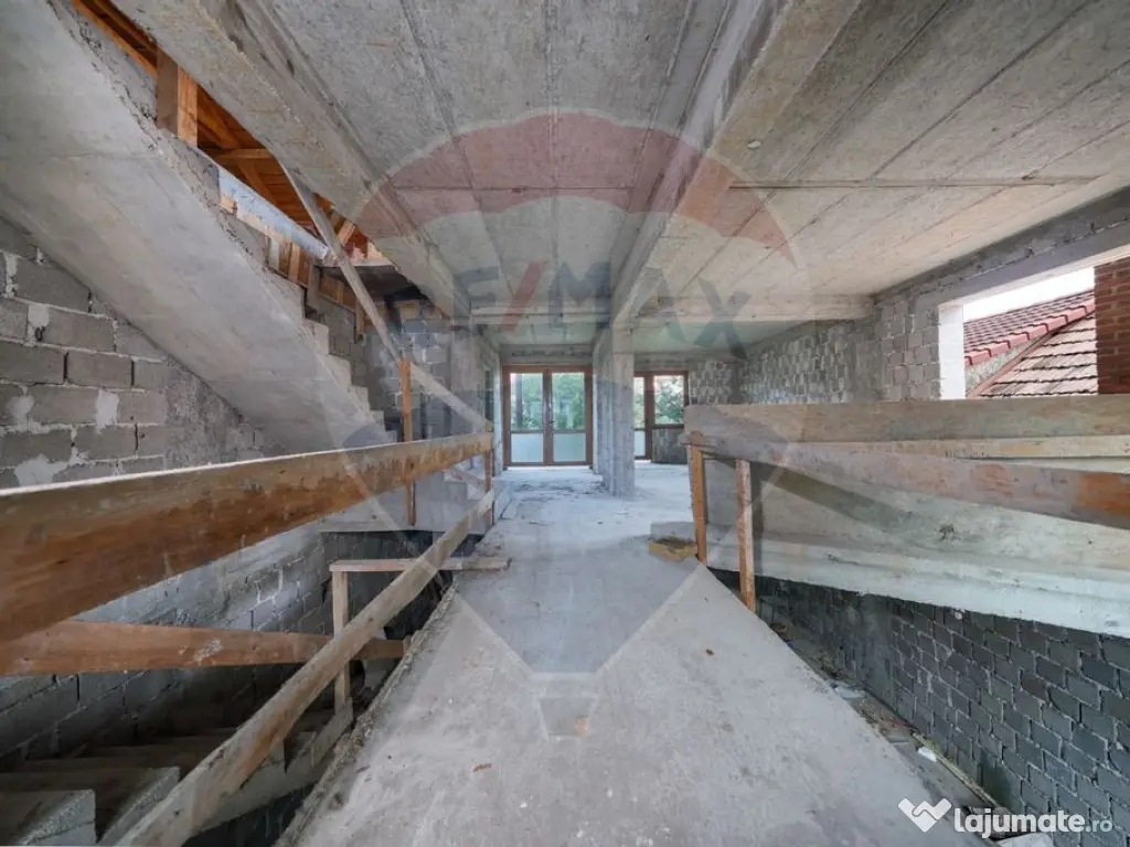 CASA LA ROSU | TOMIS 21 | 325MP | 346MP CURTE | 470 TEREN... 