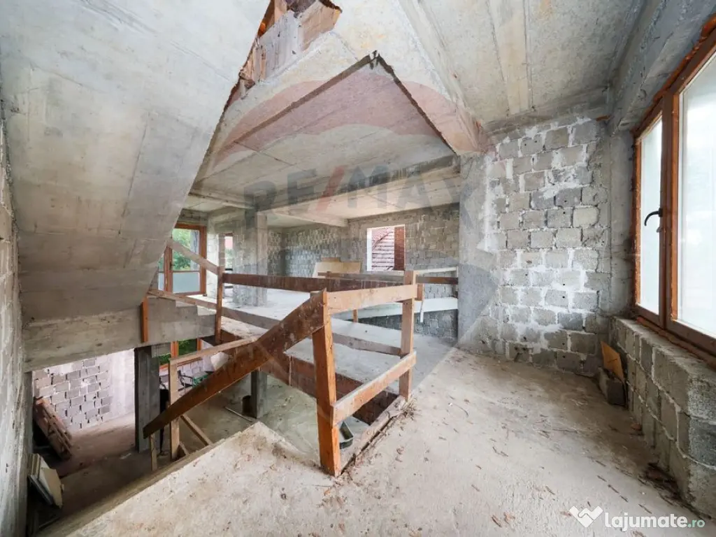 CASA LA ROSU | TOMIS 21 | 325MP | 346MP CURTE | 470 TEREN... 