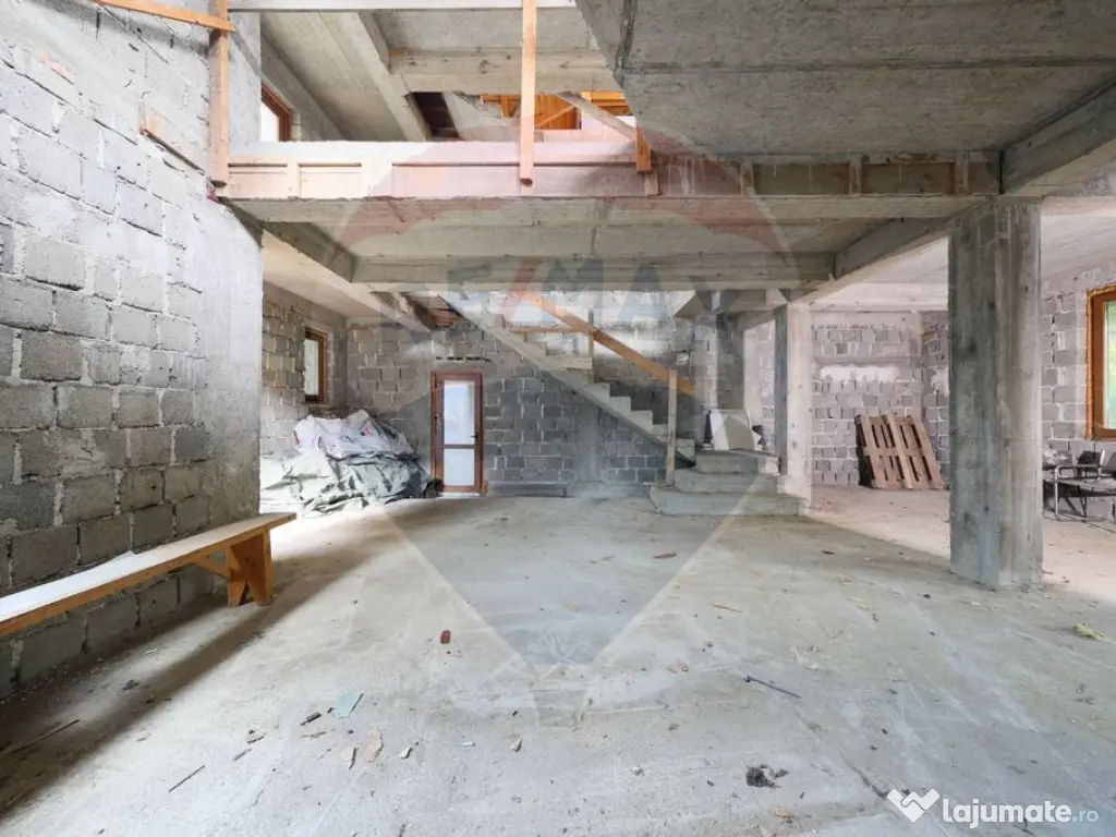 CASA LA ROSU | TOMIS 21 | 325MP | 346MP CURTE | 470 TEREN... 