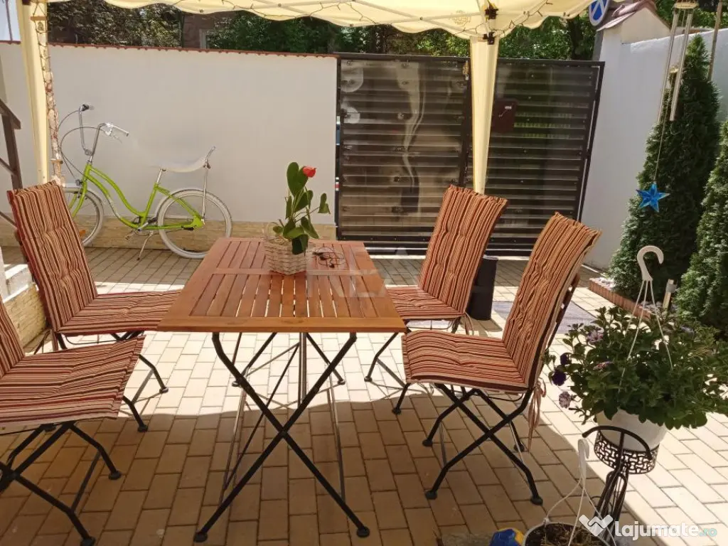 Doua case 6 camere, zona Dorobanti, pret negociabil.