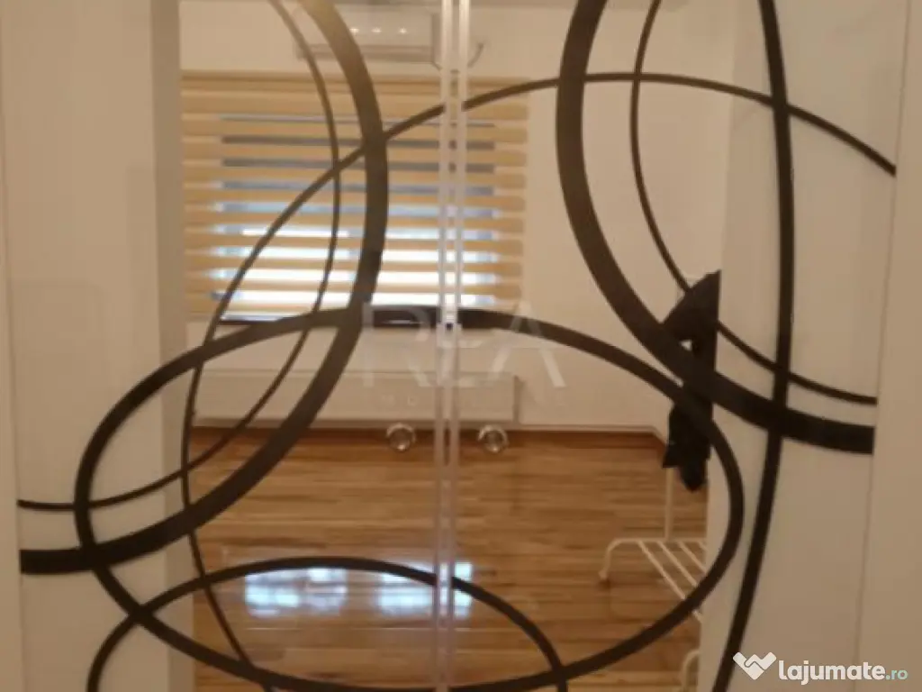 Doua case 6 camere, zona Dorobanti, pret negociabil.