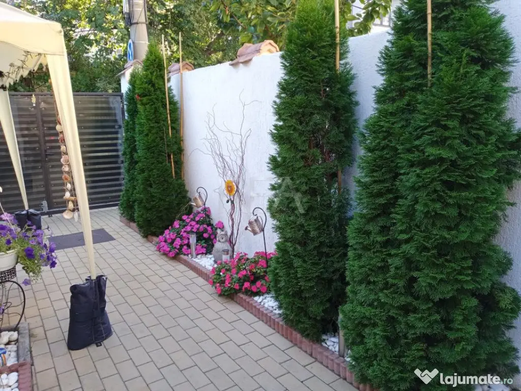 Doua case 6 camere, zona Dorobanti, pret negociabil.