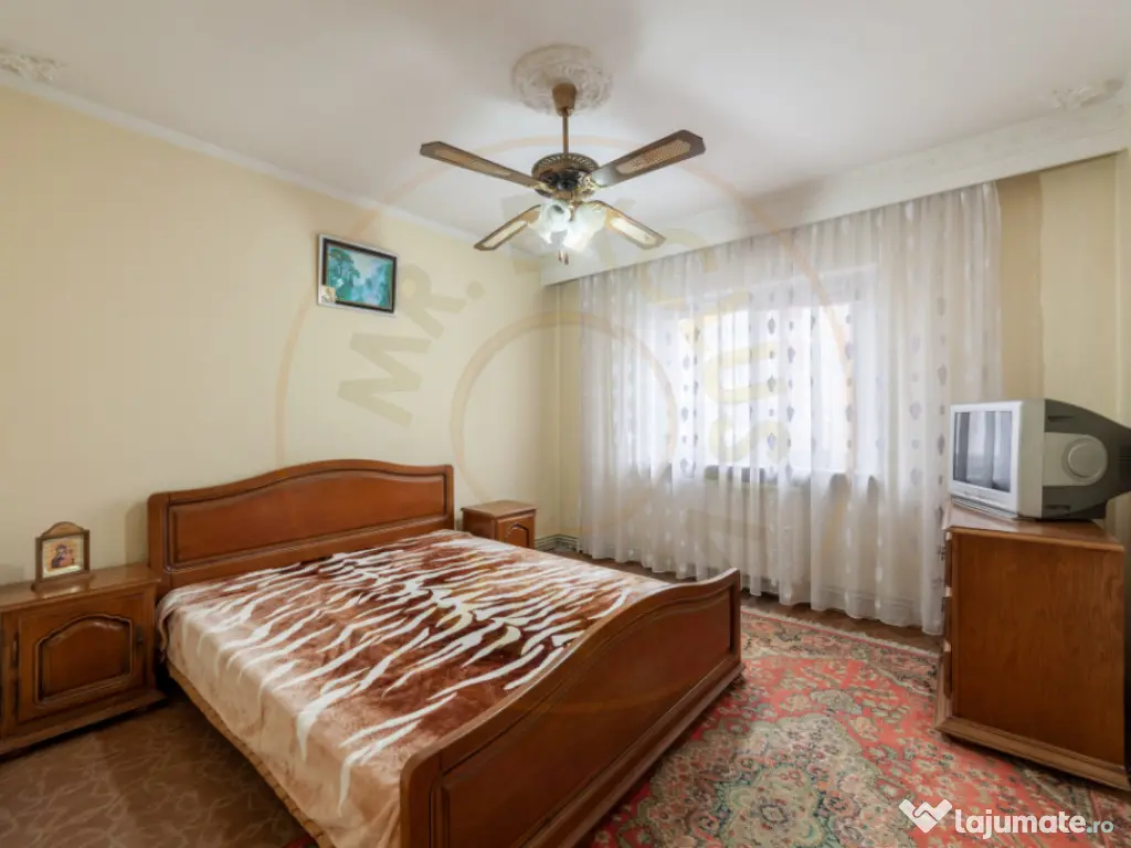 Apartament 3 camere – Topoloveni -Etaj 2 