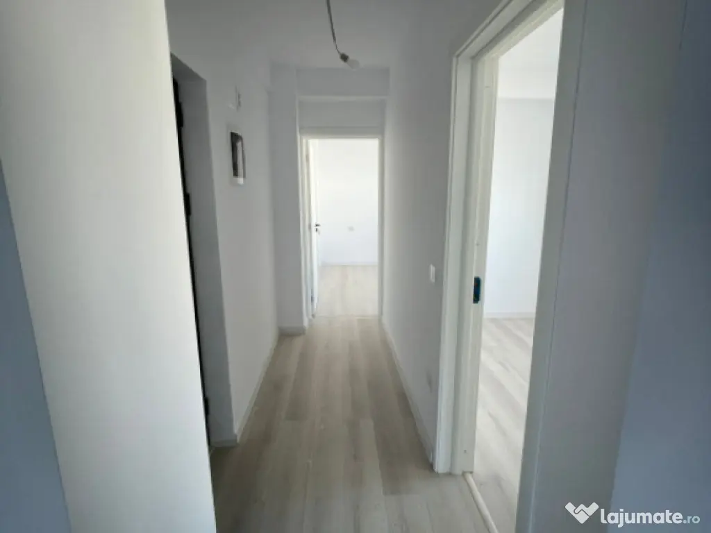 Apartament 3 camere, finisat la cheie, loc de parcare inclus