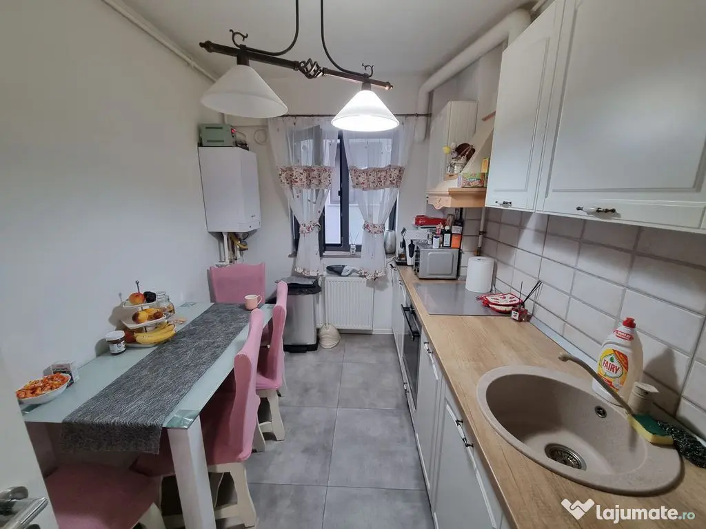 Compozitori-apartament 3 camere finisat modern cu loc de ... 