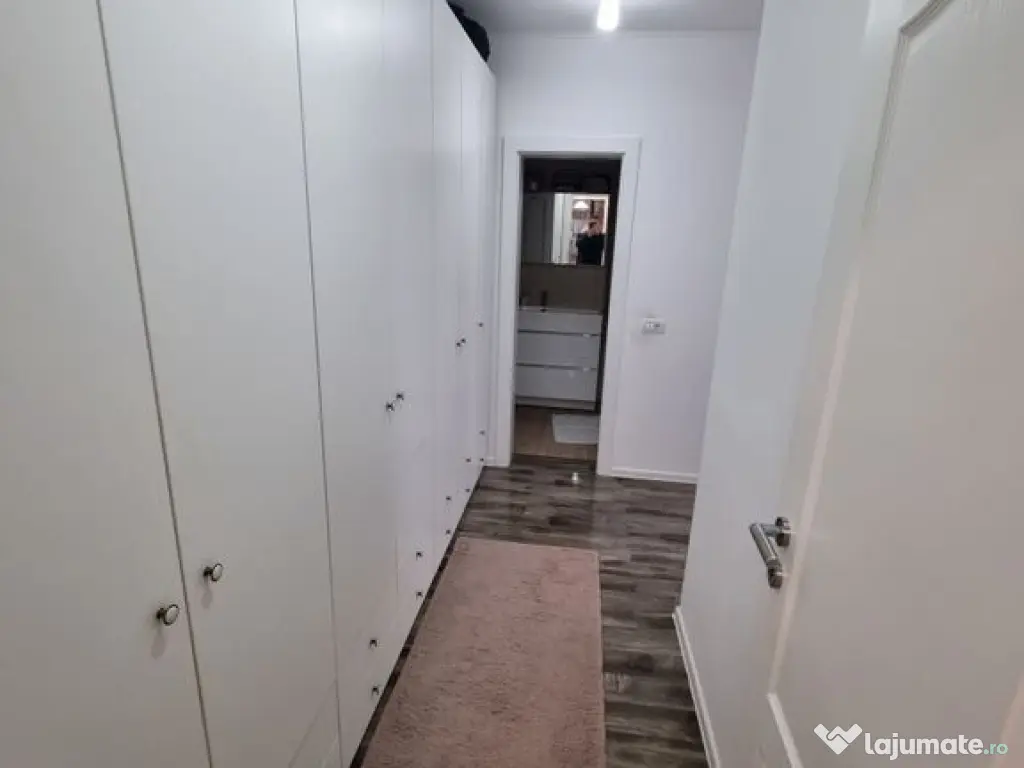 Compozitori-apartament 3 camere finisat modern cu loc de ... 