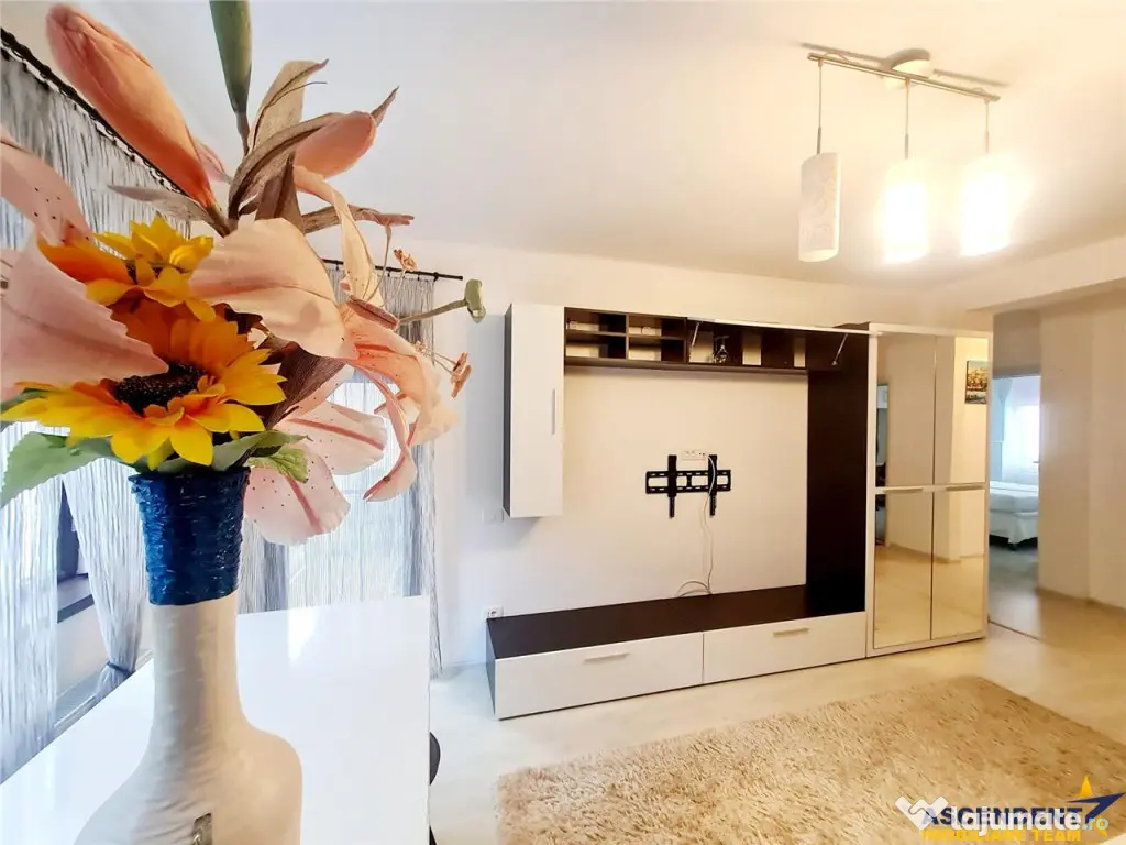 Rezidenta cu loc parcare si curte proprie 70 mp, Ghimbav, Br 