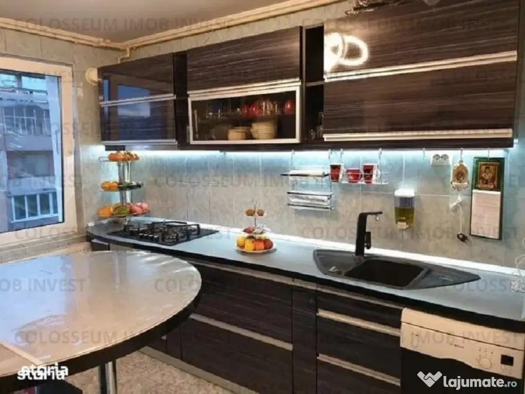 Apartament 4 camere, 2 bai, decomandat, etaj 3/4, zona Tractorul! 