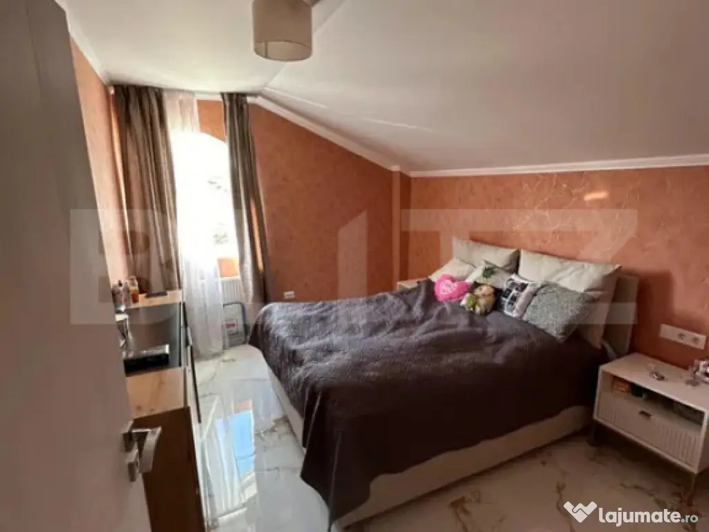 Apartament 3 camere, 56 mp, parcare, zona Vivo