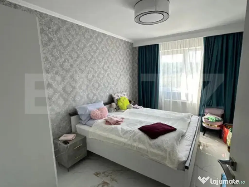 Apartament 3 camere, 56 mp, parcare, zona Vivo