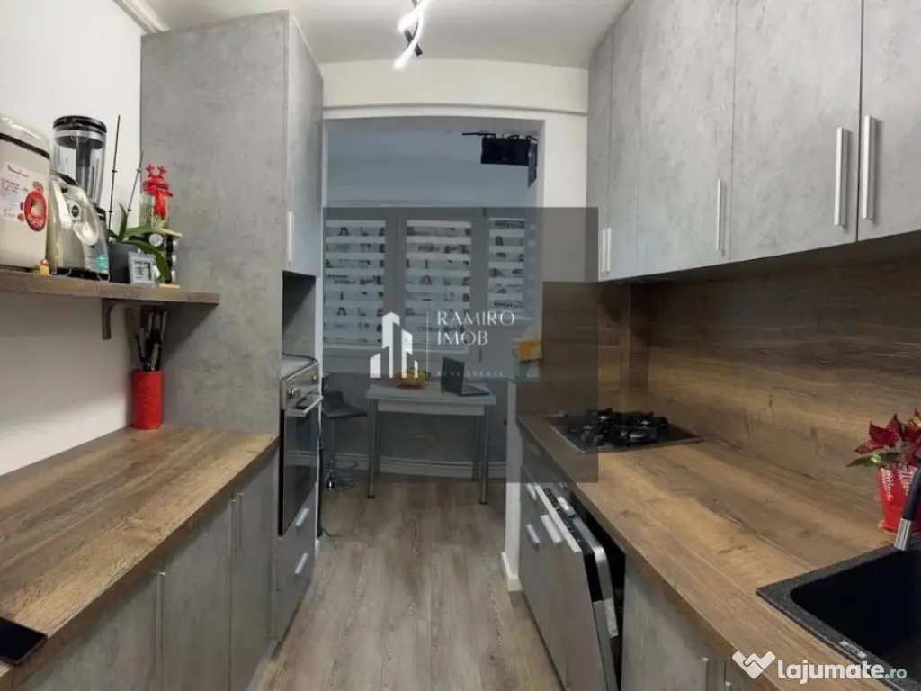 3 Camere - Metrou 1 Decembrie la 3 minute - Centrala Proprie 