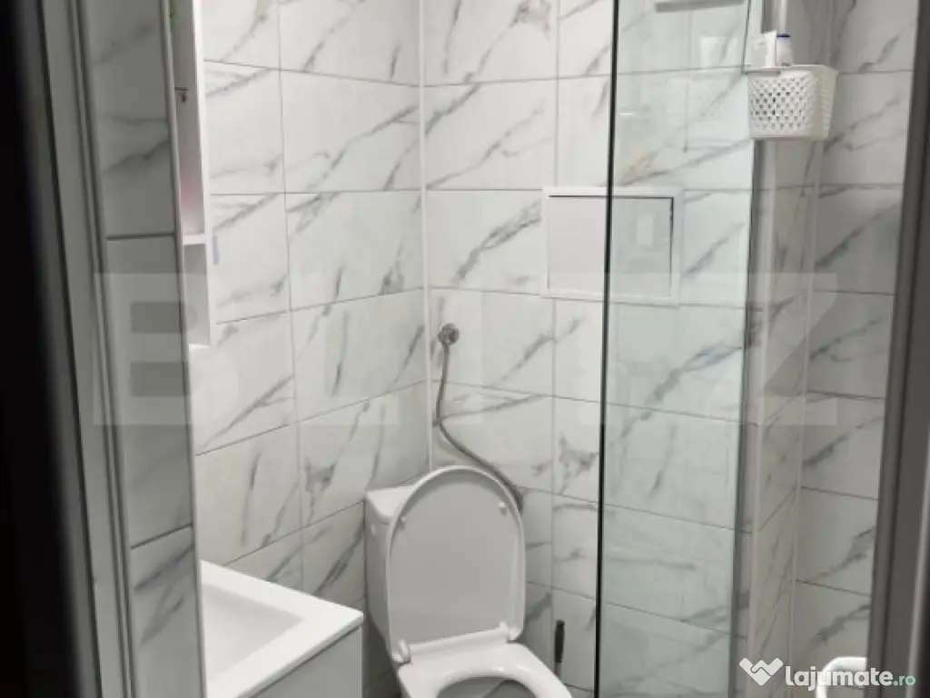 Garsoniera de vanzare, 20 mp, zona Velenta