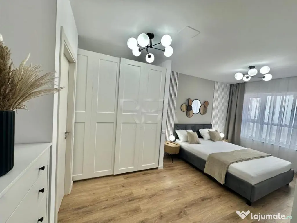 3 camere Hercesa Stellaris 