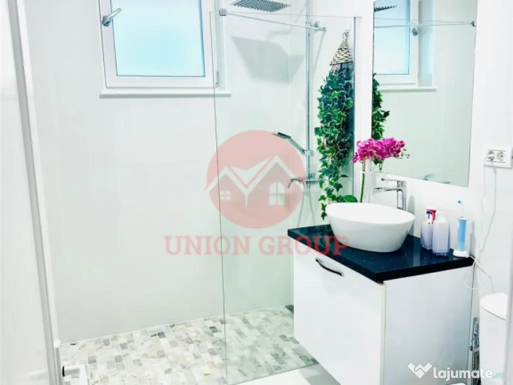 Casa P Pod Mansardat, Lux, Mobilata | Navodari Peninsula