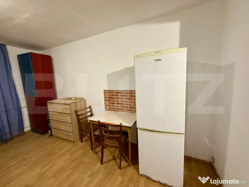 Garsonieră în zona Triaj – ideală pentru locuit sau in