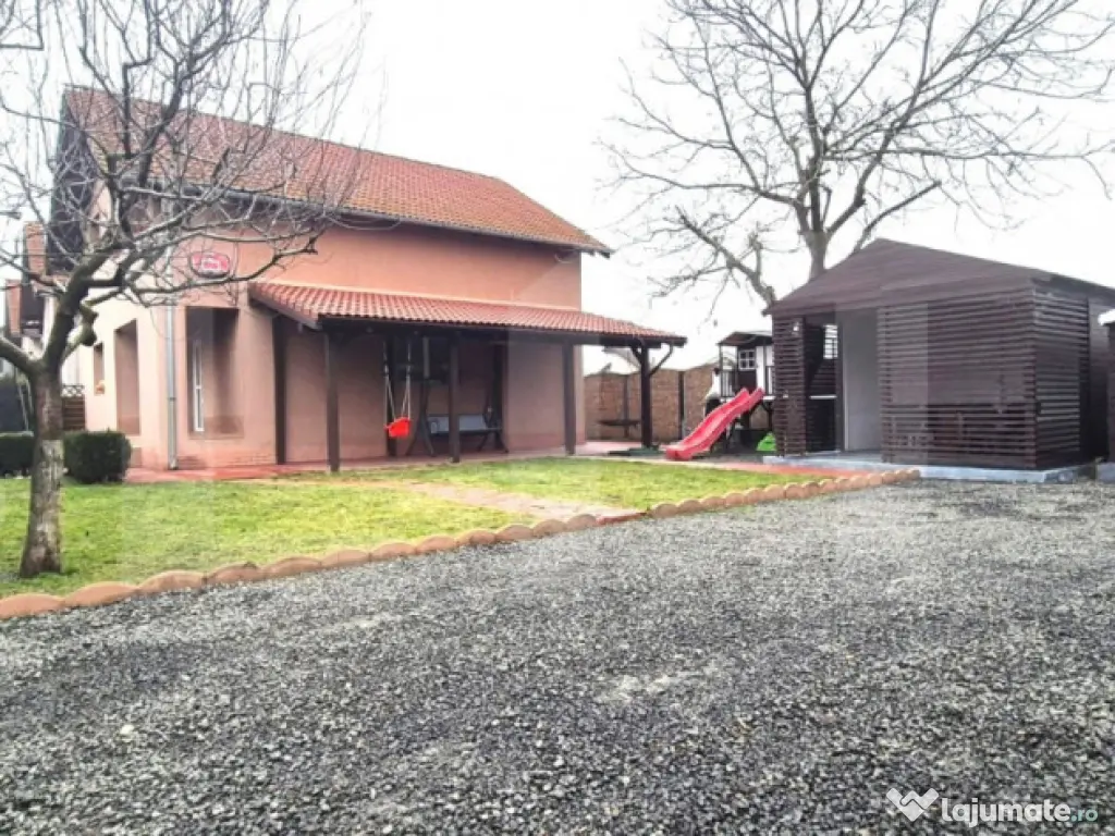 Casă Individuală cu 5 camere, foișor și curte complet am 