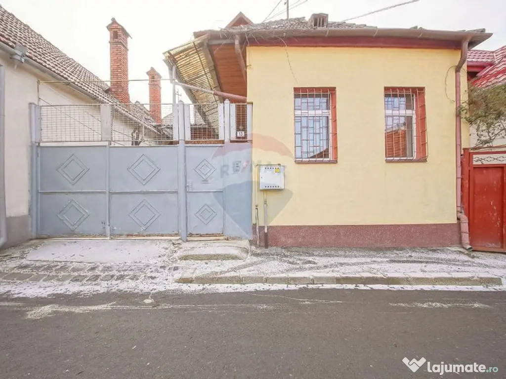 Casa de renovat de vanzare, Str. Dealu Cetatii, Comision 0%