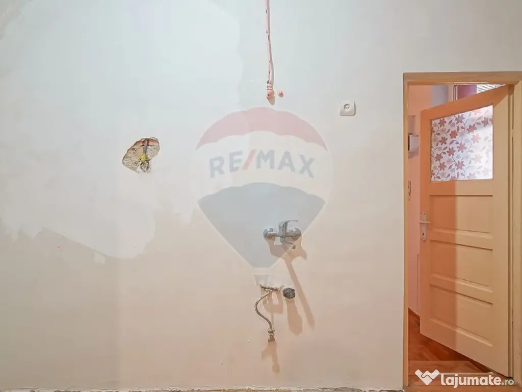 Casa de renovat de vanzare, Str. Dealu Cetatii, Comision 0%